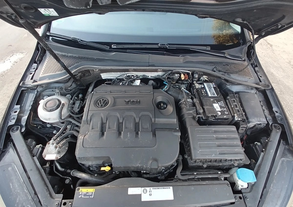 Volkswagen Golf cena 63900 przebieg: 194200, rok produkcji 2019 z Braniewo małe 301